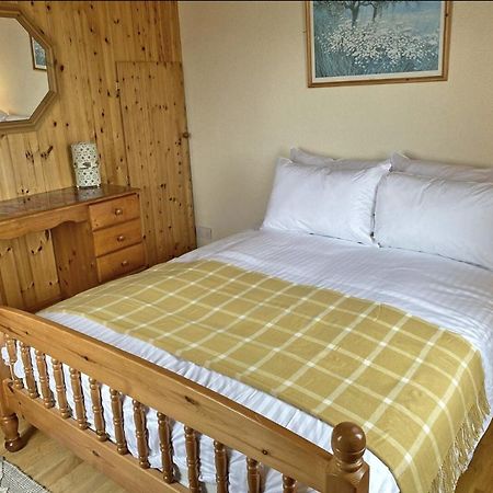 Lands End Cottage - Connemara Aughrus More ภายนอก รูปภาพ