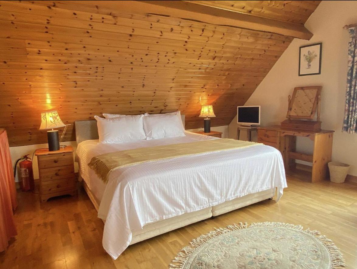 Lands End Cottage - Connemara Aughrus More ภายนอก รูปภาพ